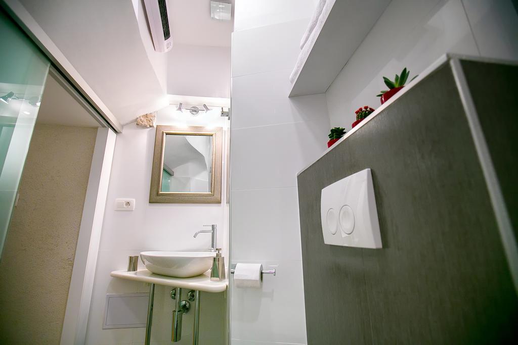 Get Split Luxury Apartment Zimmer foto
