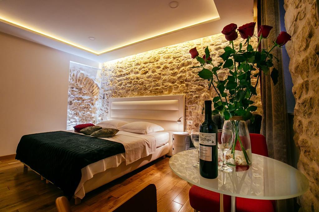 Get Split Luxury Apartment Zimmer foto